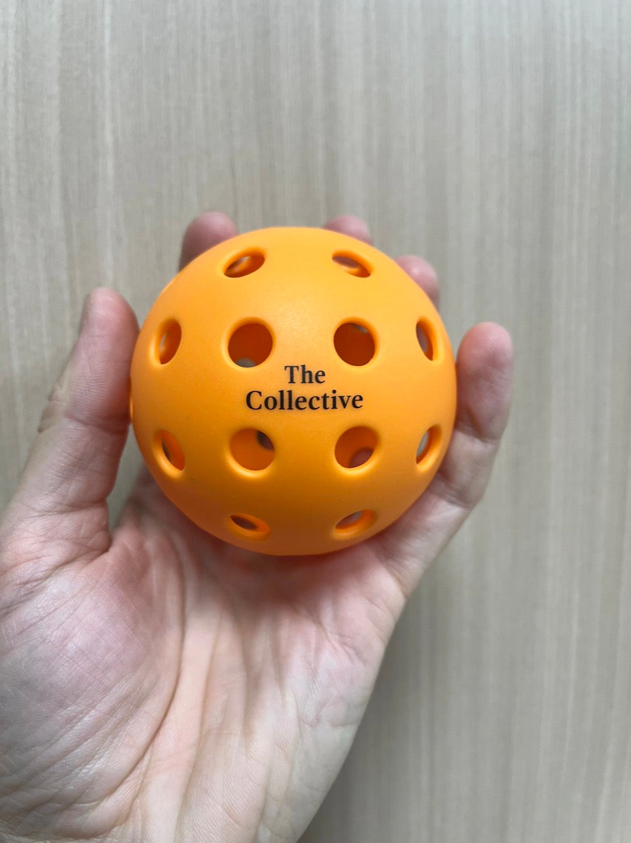 Starter pack with 3 pickleball balls